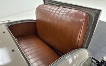 Ford-Model-a-1931-Copra-Drab-Dark-Saddle-46