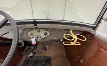 Ford-Model-a-1931-Copra-Drab-Dark-Saddle-5