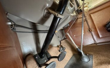 Ford-Model-a-1931-Copra-Drab-Dark-Saddle-8