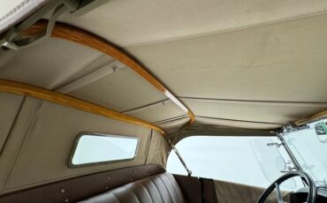 Ford-Model-b-1932-Black-Coffee-10