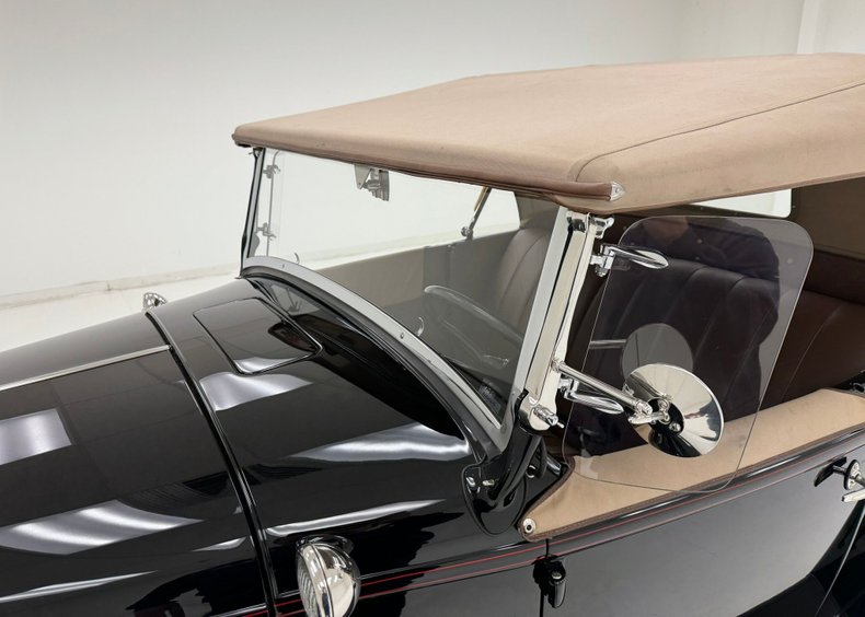 Ford-Model-b-1932-Black-Coffee-18