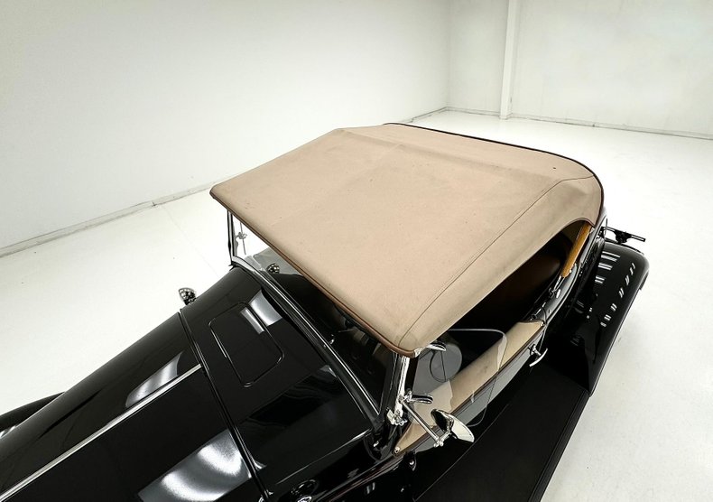 Ford-Model-b-1932-Black-Coffee-19