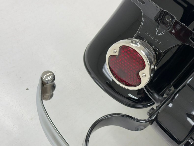 Ford-Model-b-1932-Black-Coffee-23