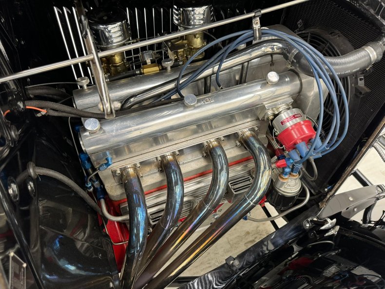 Ford-Model-b-1932-Black-Coffee-31