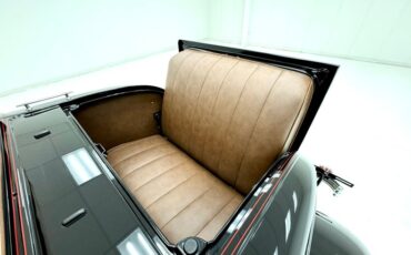 Ford-Model-b-1932-Black-Coffee-38