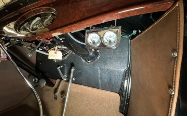 Ford-Model-b-1932-Black-Coffee-49