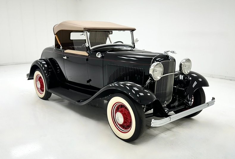 Ford-Model-b-1932-Black-Coffee-9