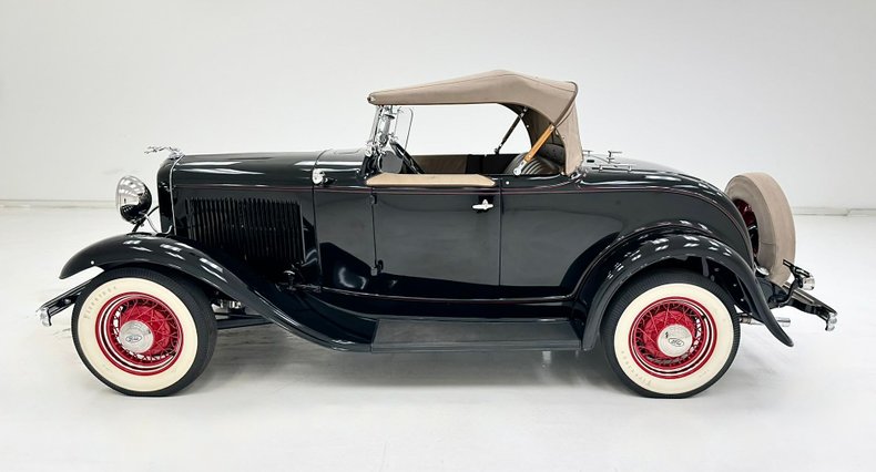 Ford-Model-b-1932-Black-Coffee