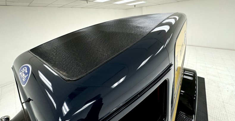 Ford-Model-bb-1932-Dark-Blue-Black-18