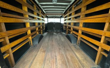 Ford-Model-bb-1932-Dark-Blue-Black-30