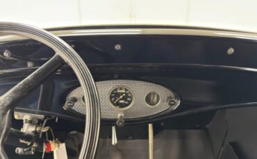 Ford-Model-bb-1932-Dark-Blue-Black-41