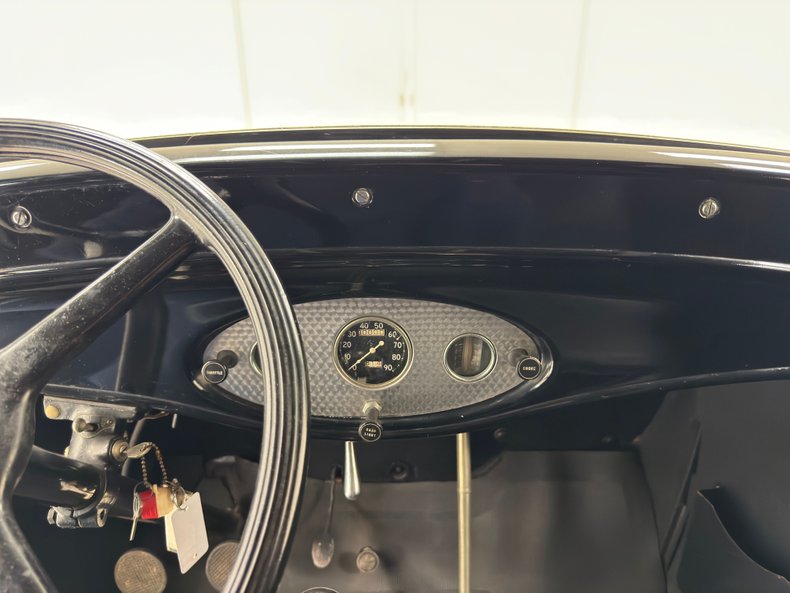 Ford-Model-bb-1932-Dark-Blue-Black-41