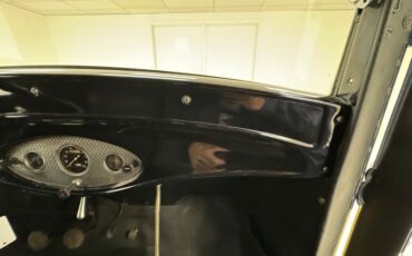 Ford-Model-bb-1932-Dark-Blue-Black-43