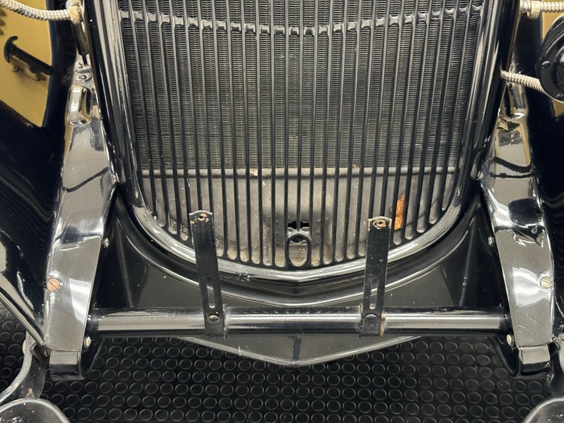 Ford-Model-bb-1932-Dark-Blue-Black-9