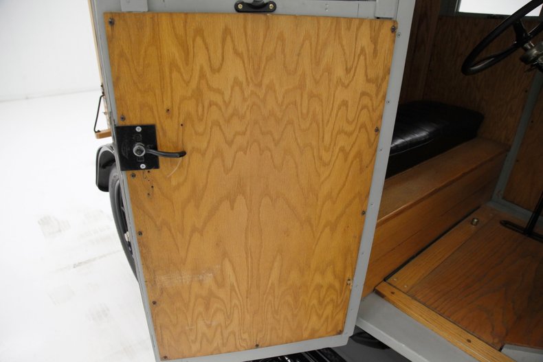 Ford-Model-t-1921-Black-Black-33