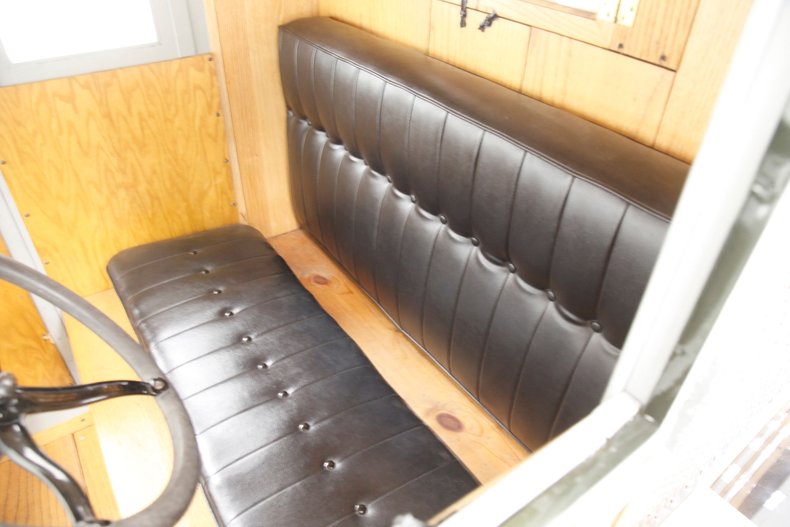 Ford-Model-t-1921-Black-Black-34