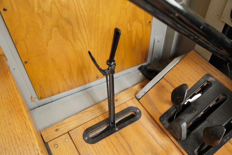 Ford-Model-t-1921-Black-Black-39