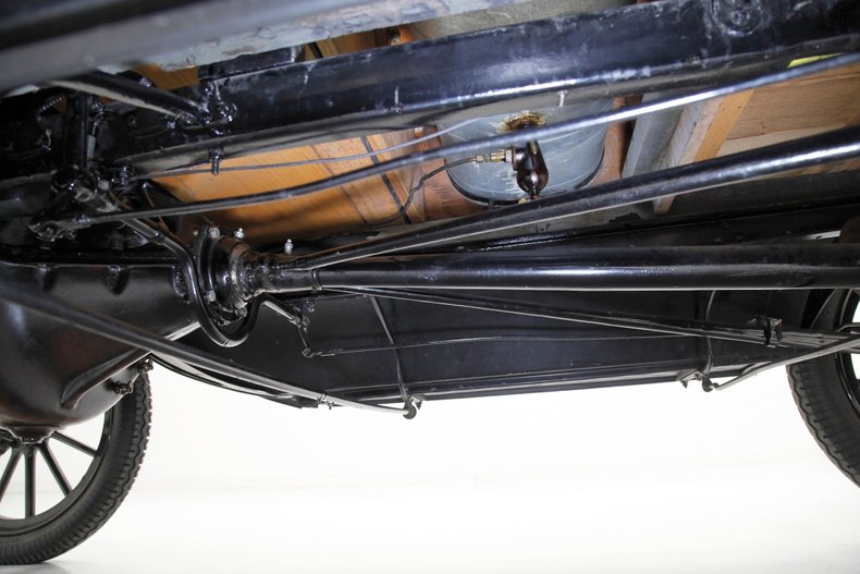 Ford-Model-t-1921-Black-Black-43