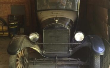 Ford-Model-t-1926-Black-Tan-1