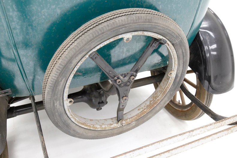 Ford-Model-t-1926-Green-Brown-29