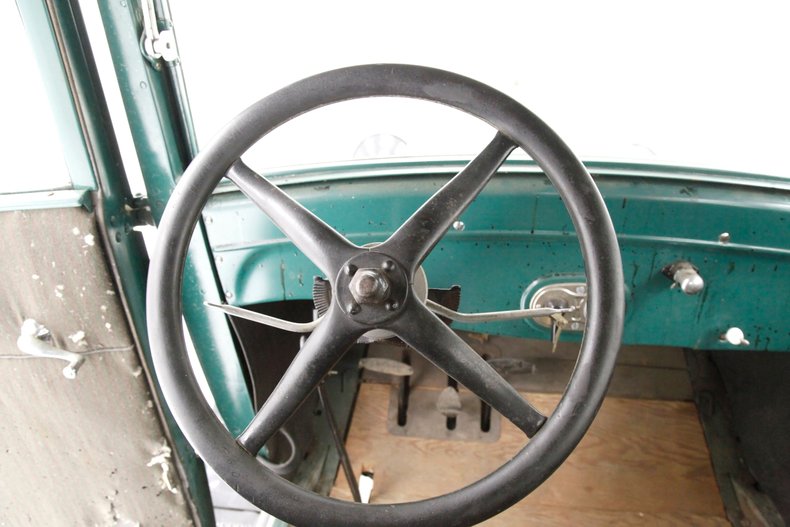 Ford-Model-t-1926-Green-Brown-33