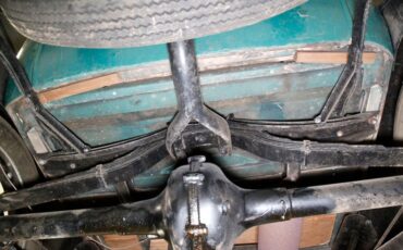 Ford-Model-t-1926-Green-Brown-45