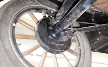 Ford-Model-t-1926-Green-Brown-9