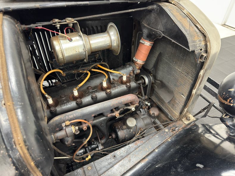 Ford-Model-t-1927-Black-Gray-23