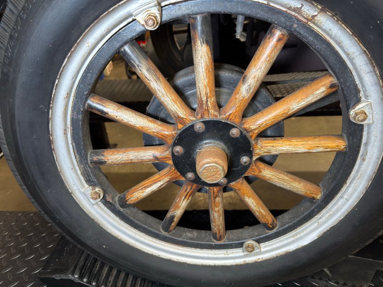 Ford-Model-t-1927-Black-Gray-35