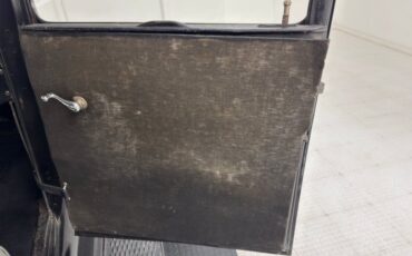 Ford-Model-t-1927-Black-Gray-46