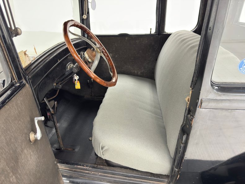 Ford-Model-t-1927-Black-Gray-48