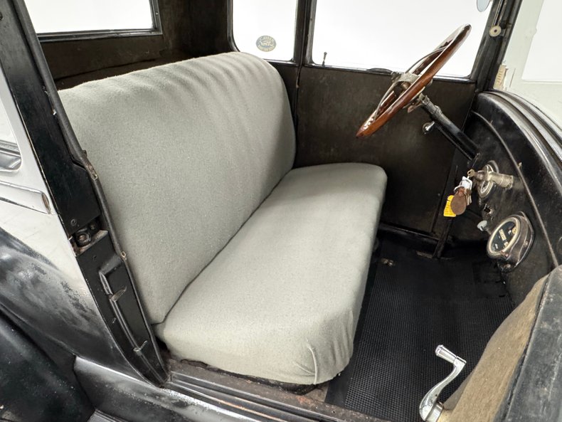 Ford-Model-t-1927-Black-Gray-49