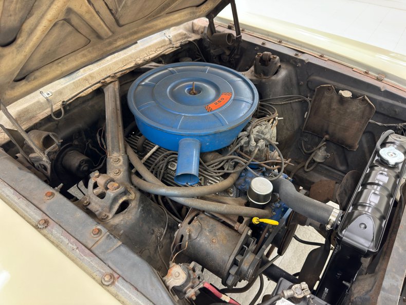 Ford-Mustang-1964-Wimbledon-White-Blue-40