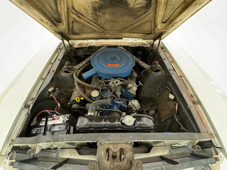 Ford-Mustang-1964-Wimbledon-White-Blue-41