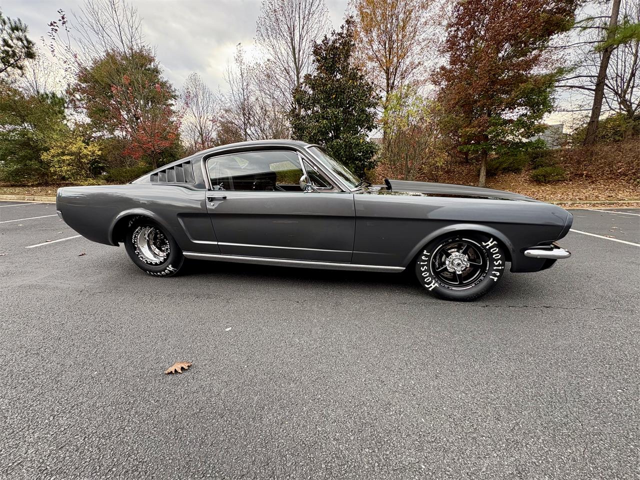 Ford-Mustang-1965-BlackGray-Black-23