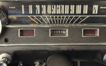 Ford-Mustang-1965-Phoenician-Yellow-Black-46