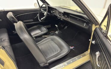 Ford-Mustang-1965-Phoenician-Yellow-Black-47