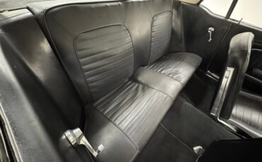 Ford-Mustang-1965-Phoenician-Yellow-Black-48