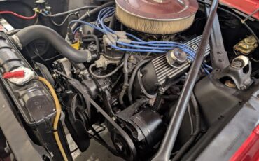 Ford-Mustang-1965-Red-Black-1