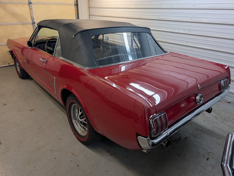 Ford-Mustang-1965-Red-Black-12