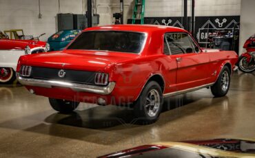 Ford-Mustang-1965-Red-Black-14