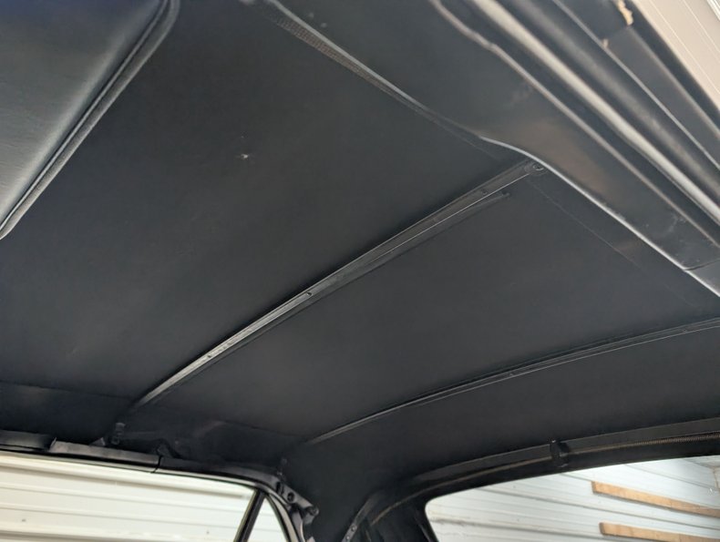 Ford-Mustang-1965-Red-Black-15