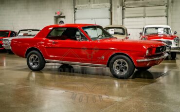 Ford-Mustang-1965-Red-Black-17