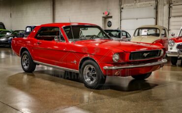 Ford-Mustang-1965-Red-Black-18