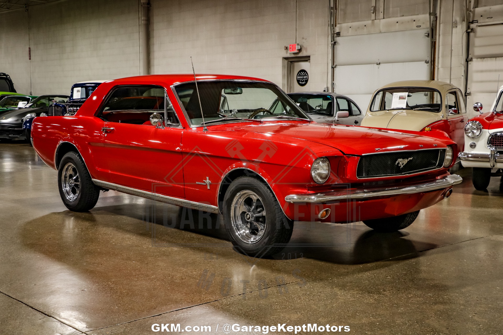 Ford-Mustang-1965-Red-Black-18