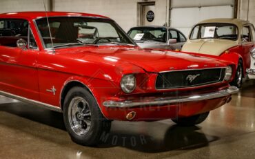 Ford-Mustang-1965-Red-Black-19