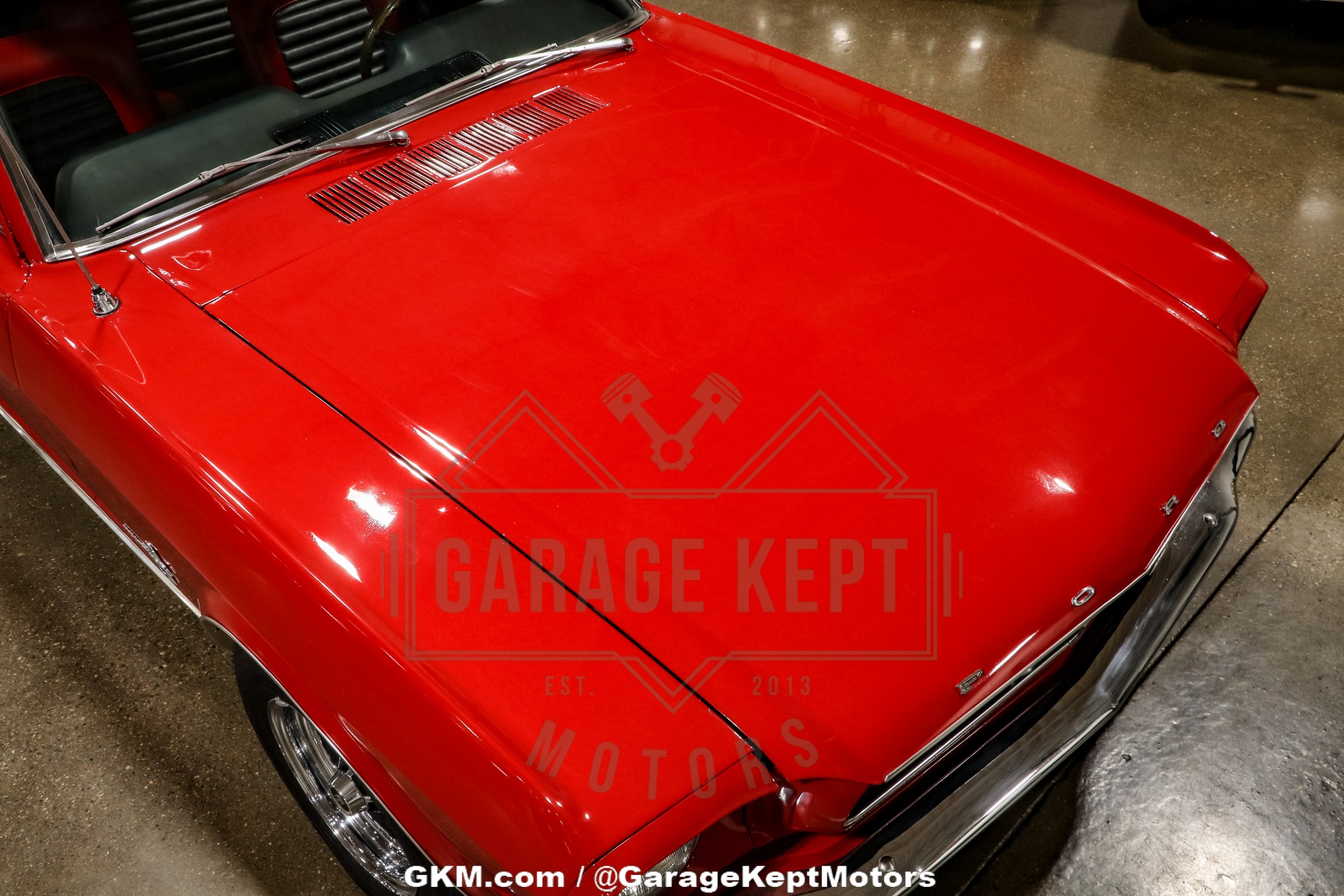 Ford-Mustang-1965-Red-Black-20