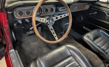 Ford-Mustang-1965-Red-Black-23