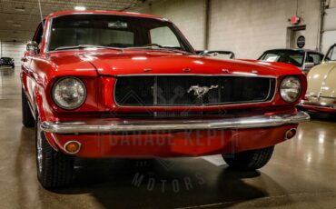 Ford-Mustang-1965-Red-Black-23