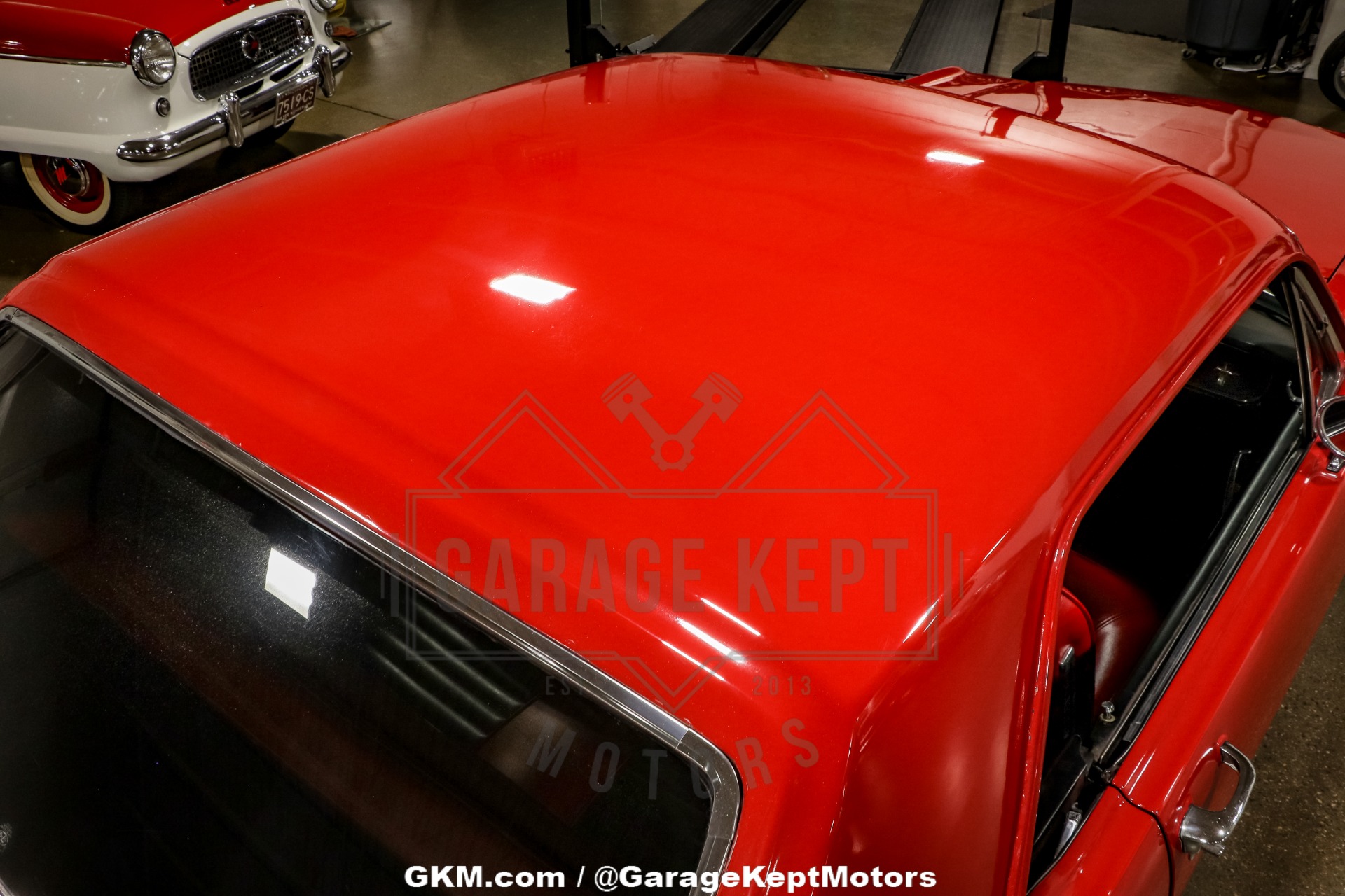 Ford-Mustang-1965-Red-Black-28